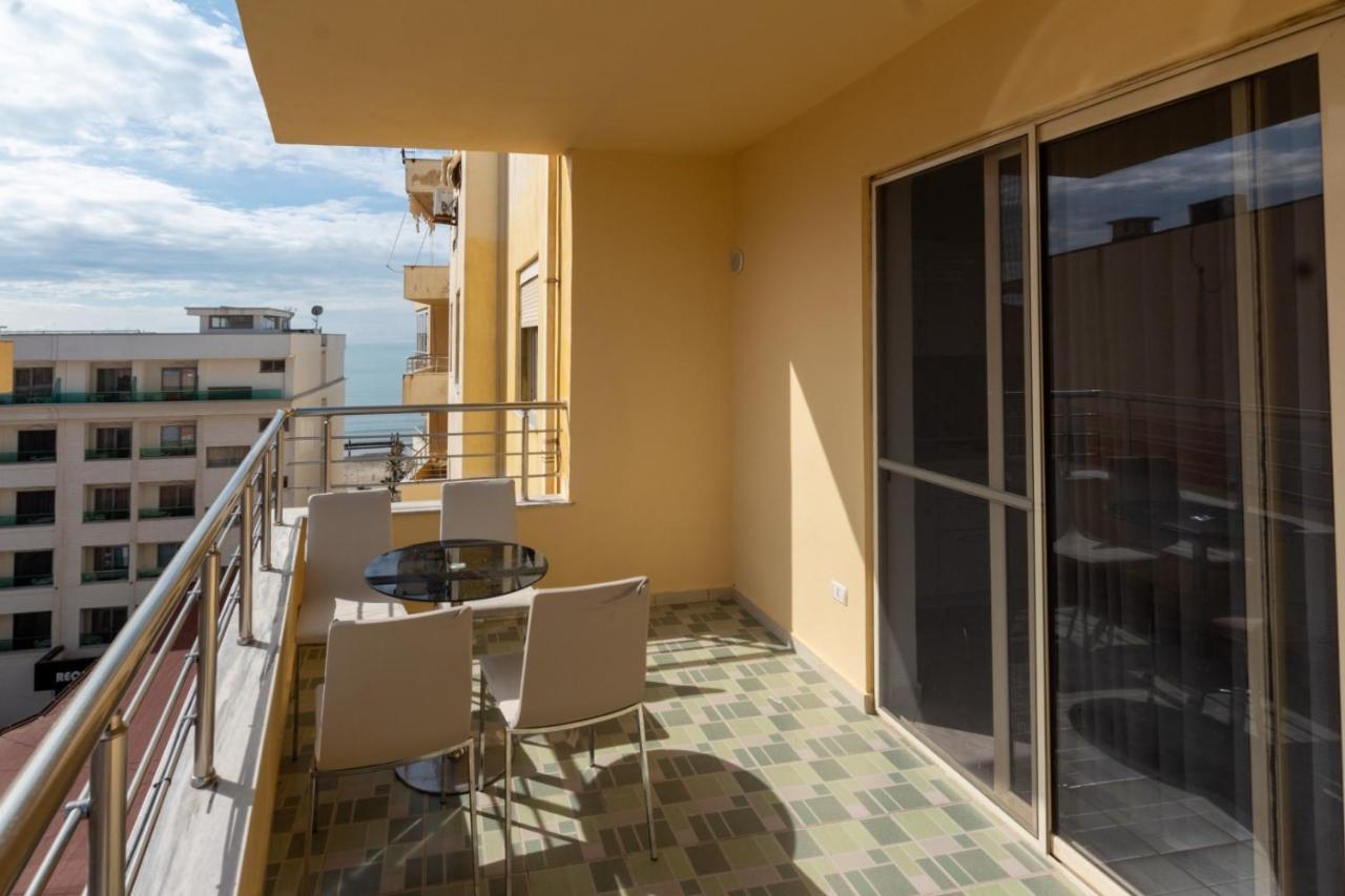 Spacious 2 Bedroom Apartment In Durres Beach ภายนอก รูปภาพ