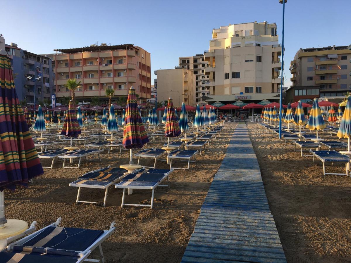 Spacious 2 Bedroom Apartment In Durres Beach ภายนอก รูปภาพ
